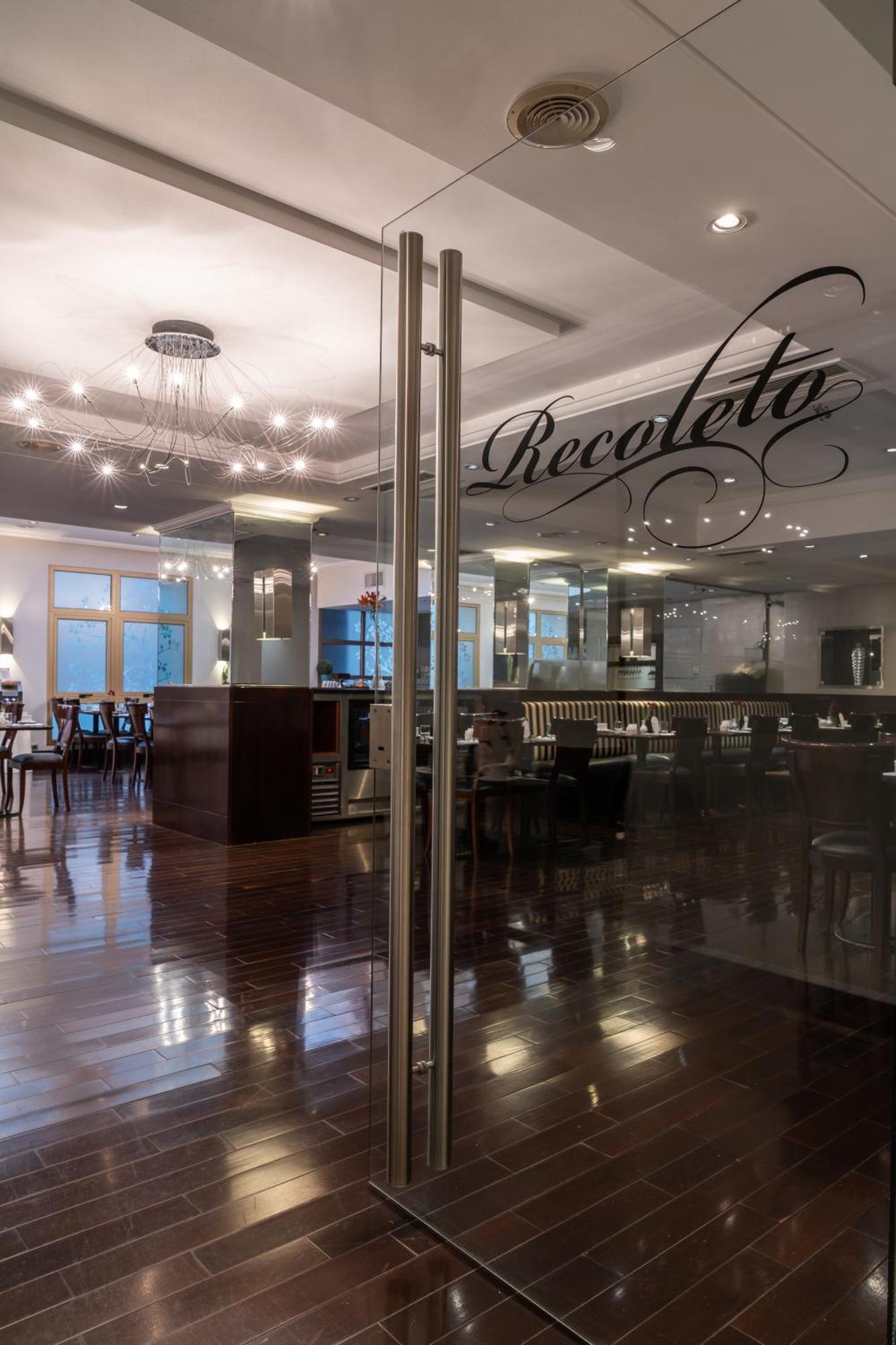 Hotel Intersur Recoleta Buenos Aires Bagian luar foto